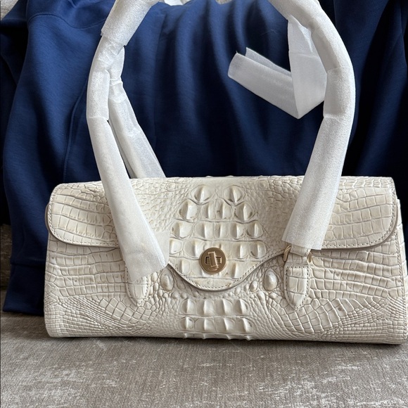 NWT Brahmin Gorgeous Dayan Elegant White Crocodile Embossed Women's Bag - Picture 1 of 6